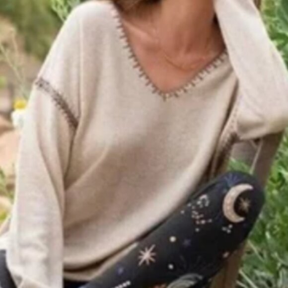 Johnny was Cashmere whipstitch sweater size small - Picture 3 of 16